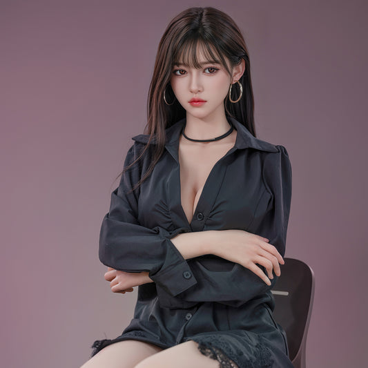 Life-size, ultra-detailed, beautiful older sister figure, mannequin, doll. Real doll, silicone doll, life-size doll for photography or living alone.