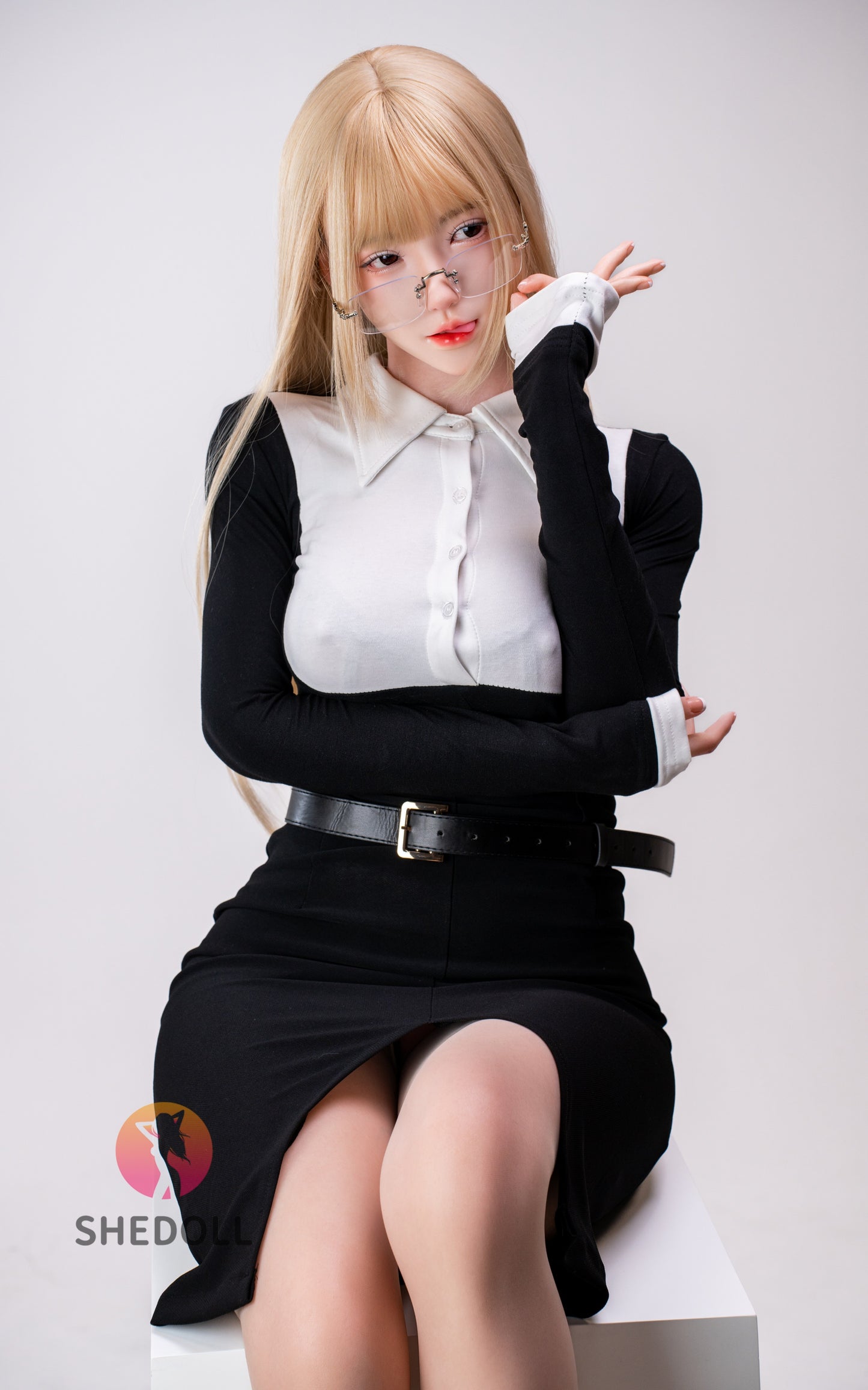 SHEDOLL 167cm Cカップ 楚琳（Chulin）ヘッド 知的系メガネ美女 ラブドール ボディー材質など選択可能 掲載画像はフルシリコン製 超擬真の肌テクスチャ付き
