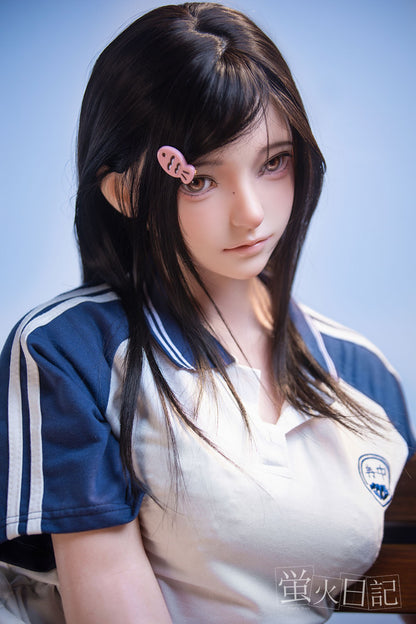 菜々子 スポーツウェアの清純なかわいい美少女 ダッチワイフ 151cm Aカップ シリコン製 エロドール 超リアル塗装 - Meridoll